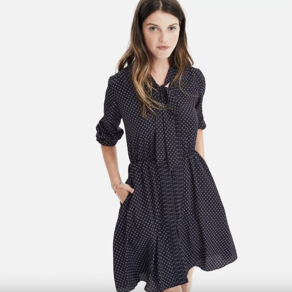 Banana Republic Tie-Neck Shirtdress, Navy, Small Petite
